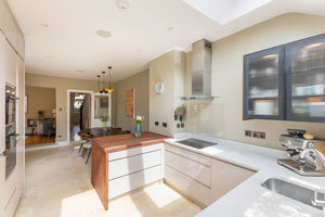 Photo 10- click for photo gallery